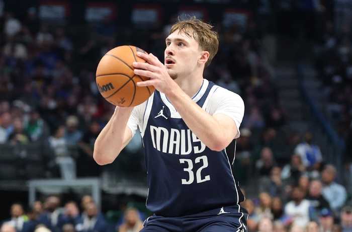 27分10助攻6篮板，NBA历史第二年轻得主，有没有詹姆斯的即视感